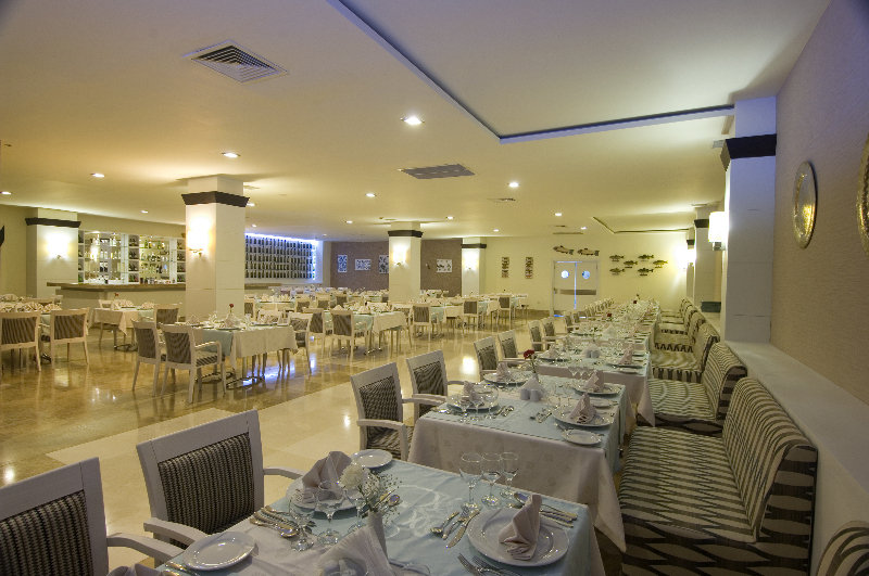 Restaurant
 di Club Calimera Serra Palace