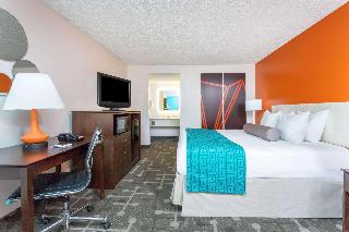 1 King Bed Mobility Accessible Room Non-Smoking