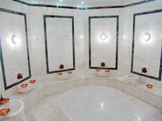 Sports and Entertainment
 di Rocks Hotel & Casino