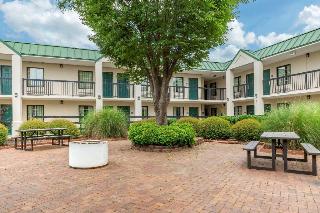 Quality Inn & Suites Hanes Mall