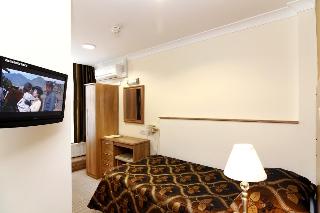 Russell Court Hotel, Bournemouth