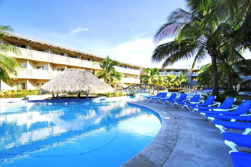 DOUBLETREE BY HILTON CENTRAL PACIFIC ALL INCLUSIVE