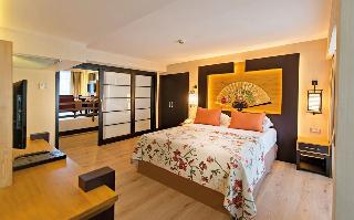 Limak Lara De Luxe Hotel & Resort