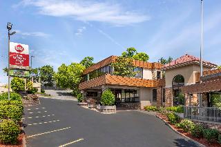 Best Western Plus Landing View Inn & Suites