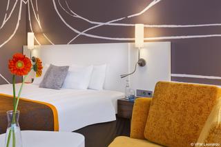 Holiday Inn Amsterdam, Amsterdam and vicinity