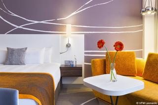 Holiday Inn Amsterdam, Amsterdam and vicinity