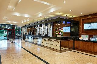 Crowne Plaza Dublin Airport