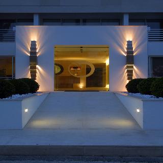 MiraVillas Hotel