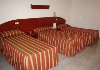 Room
 di Condestable