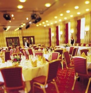 Restaurant
 di Crowne Plaza John Lennon Airport