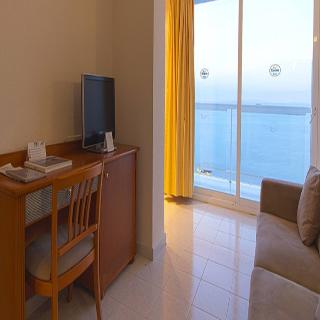 Room thumbnail 64
