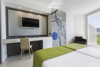 Room thumbnail 110