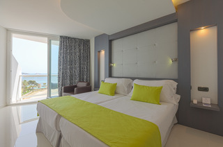 Room thumbnail 111