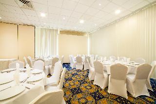 OYO The Chiltern Hotel photo 2