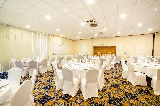 OYO The Chiltern Hotel photo 8