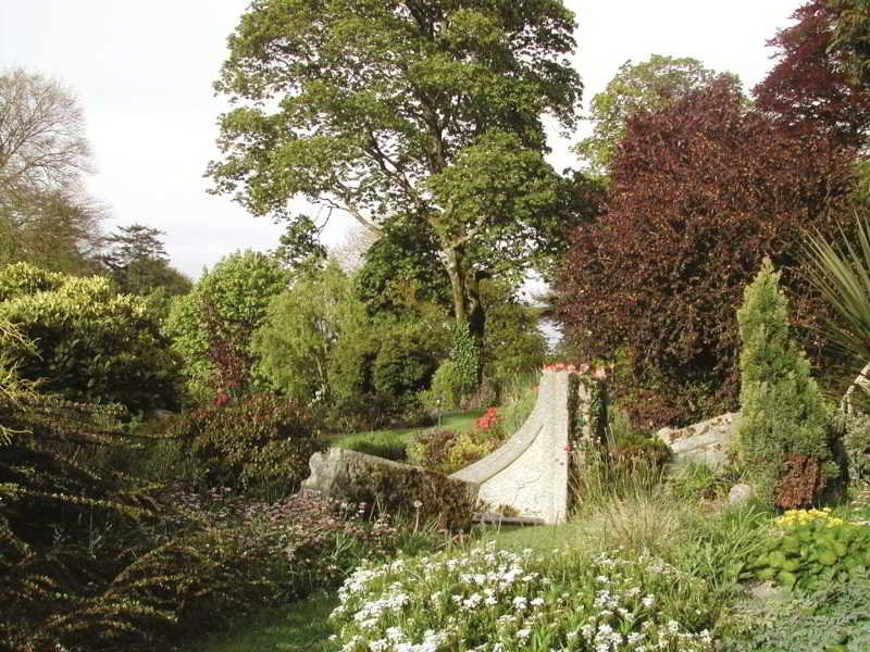 General view
 di Lewtrenchard Manor 