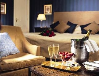 Room
 di Lewtrenchard Manor 