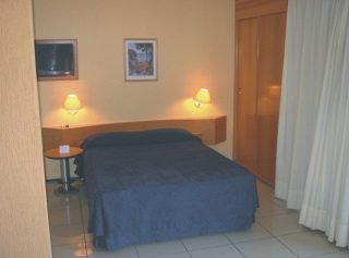 Room
 di Praia Mansa Suite Hotel