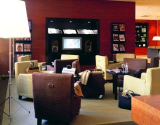 Bar
 di AC Hotel Zaragoza Los Enlaces by Marriott