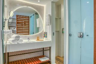 Room Room