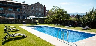 Pool
 di Bernat de SO