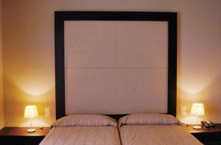 Room
 di Bernat de SO