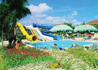 Pool
 di Aska Costa Holiday Club