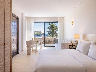 Cape Sounio, A Resort to Live