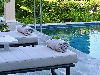 Cape Sounio, A Resort to Live