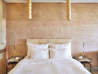 Cape Sounio, A Resort to Live