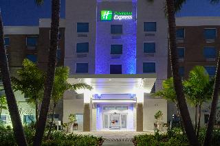 Holiday Inn Express Hotel&Suites Fort Lauderdal
