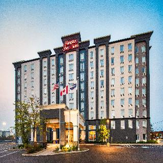 Hampton Inn & Suites Toronto Airport