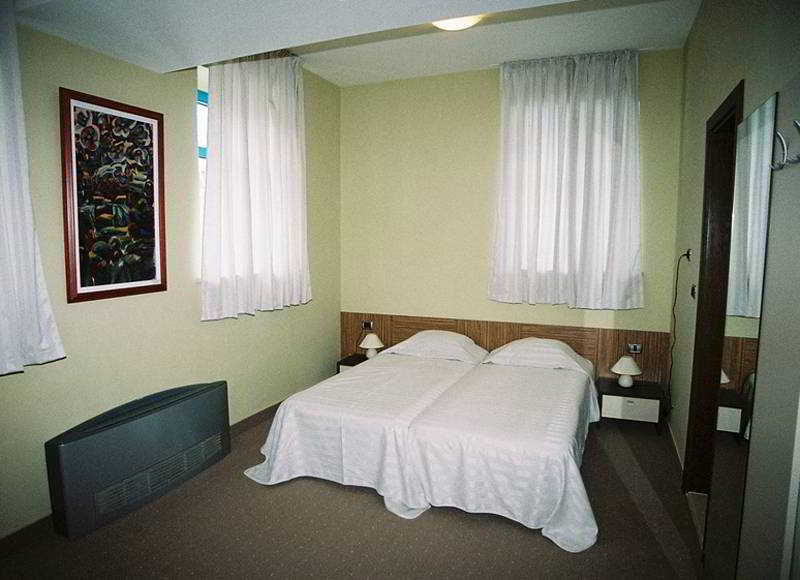 Room
 di Anna-Kristina