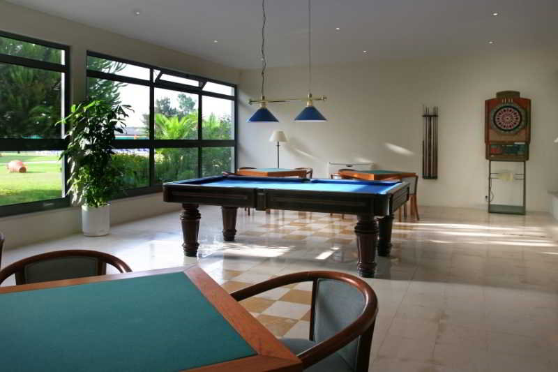 Sports and Entertainment
 di Vila Park