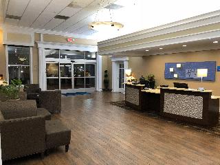Holiday Inn Express & Suites Corning by IHG