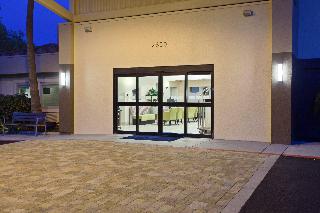 Holiday Inn Express Colton
