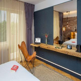 Caro Hotel