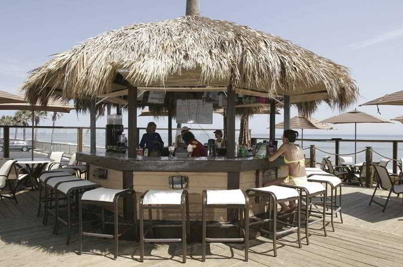 Bar
 di La Playa Resort & Suites