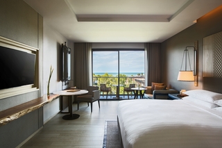Room thumbnail 2