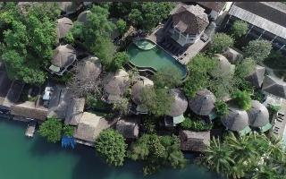 Aana Resort & Spa