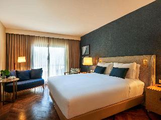 Room Room