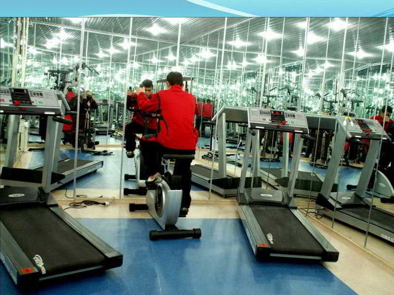 Sports and Entertainment
 di Merit Sahmaran