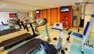 Sports and Entertainment
 di Comfort Franca