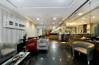 Bar
 di Comfort Hotel Vitoria Praia