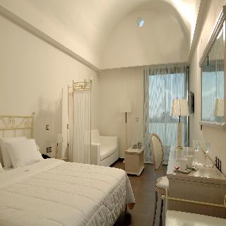 Angela Suites Boutique Hotel