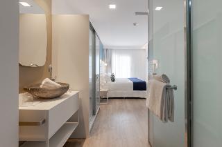 Room Room