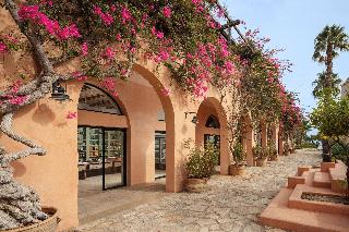 Candia Park Village