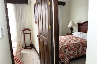 Room
 di Hotel & Suites Casa Conde