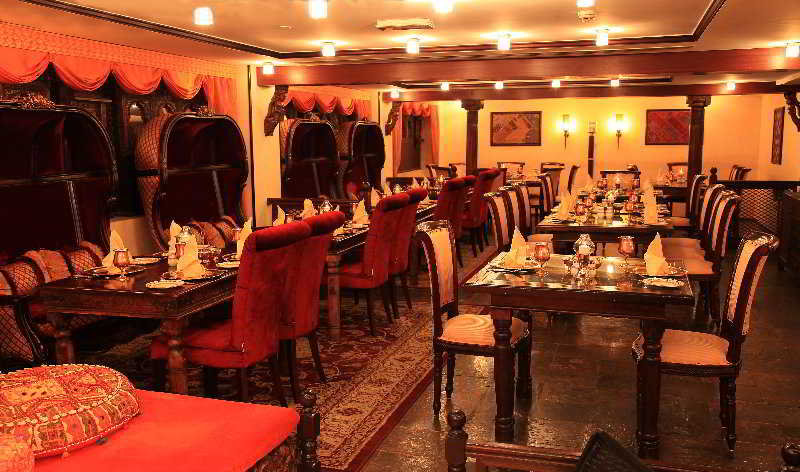 Arabian Courtyard Hotel And Spa - Restaurant