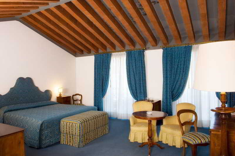 Room
 di Relais Monaco